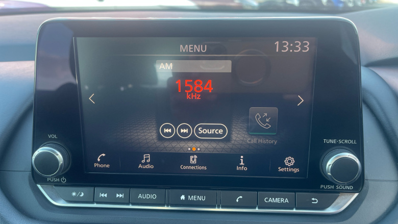 Nissan Qashqai 1.3 DiG-T MH Acenta Premium 5dr Petrol Hatchback